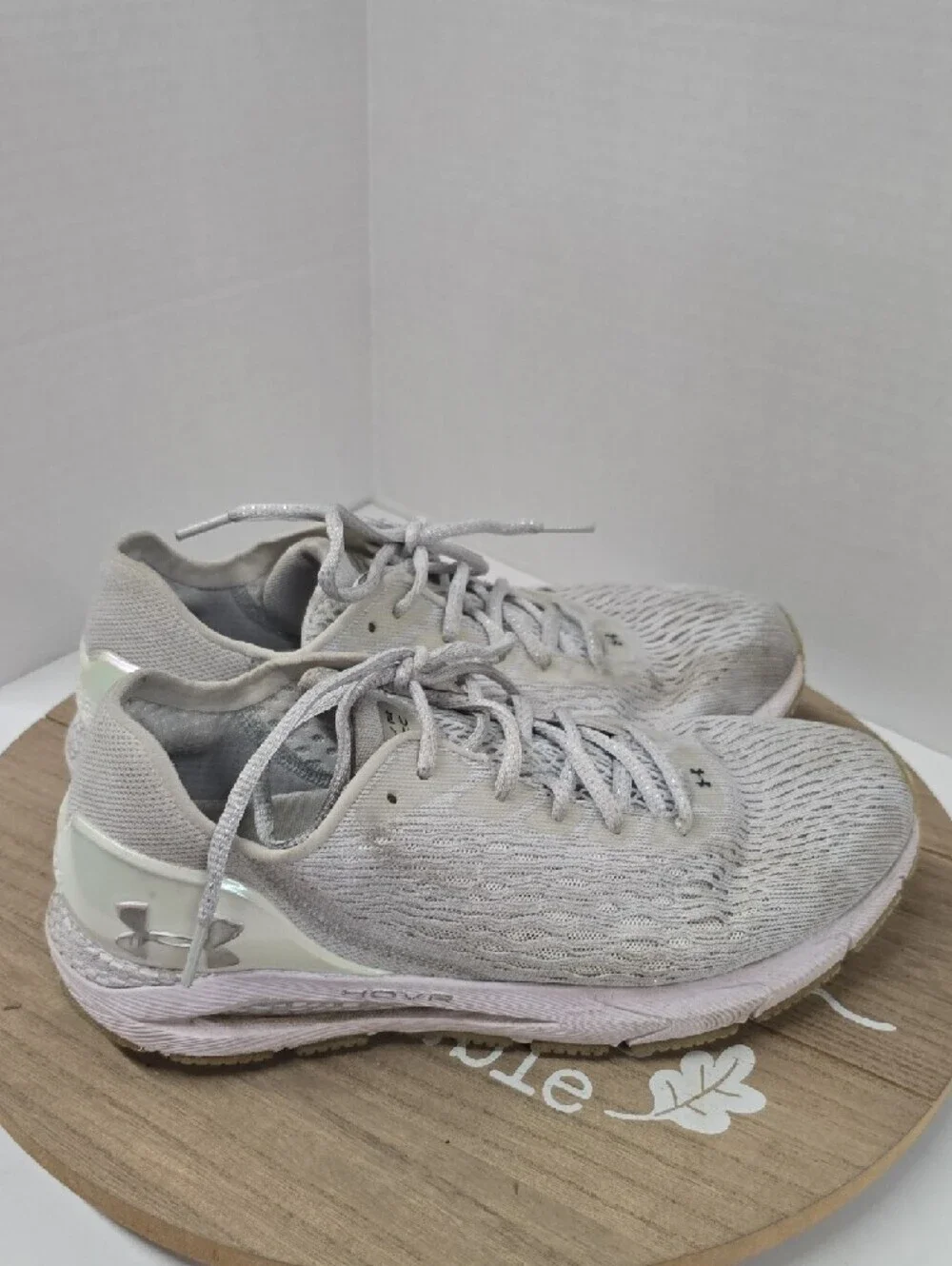 Under Armour Men's Light Gray Running Sneakers Size 9